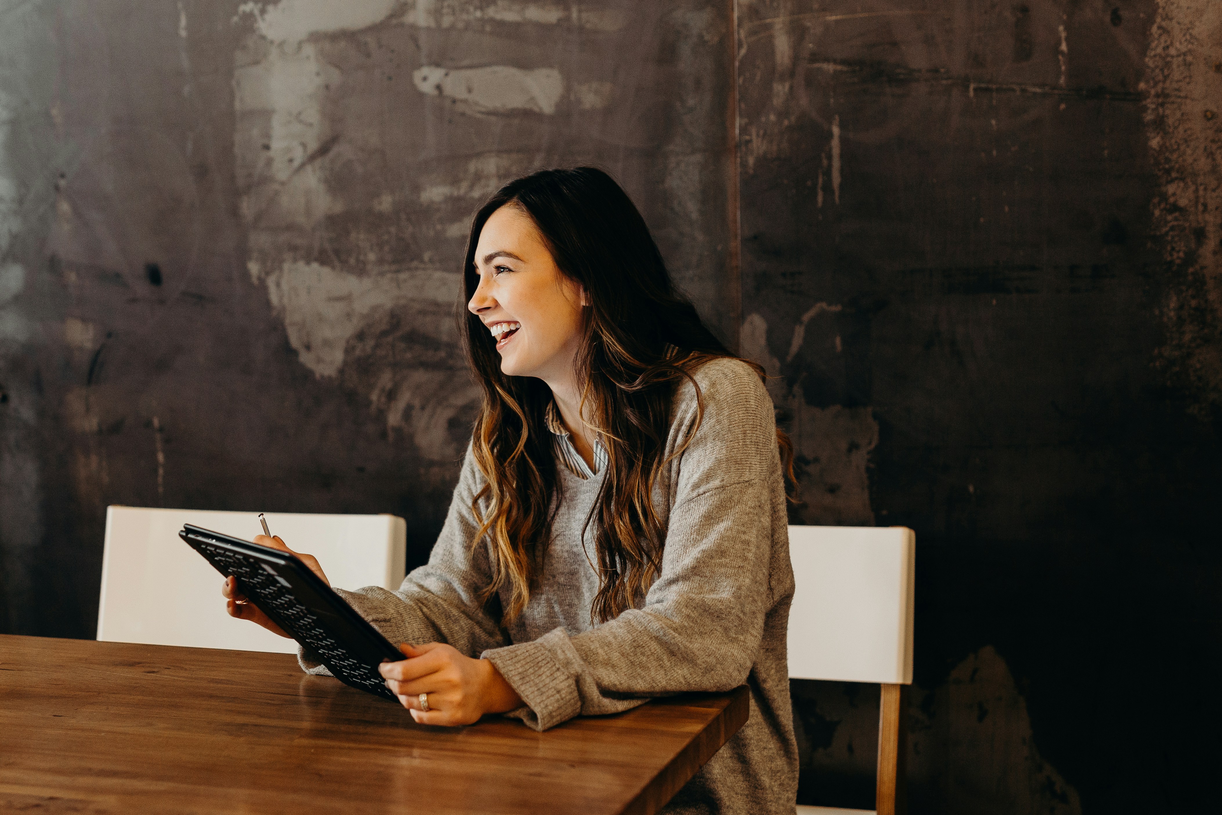 Freelancer managing invoices with a smile
